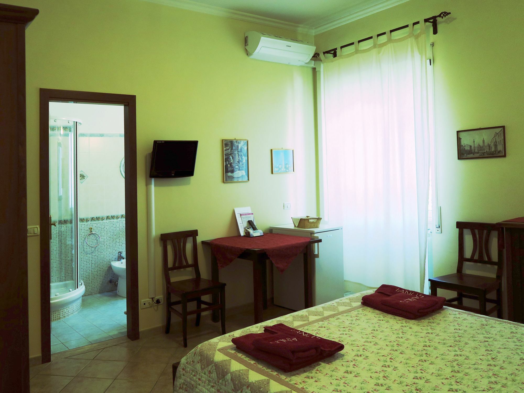 Ianus Guest House Rzym Zewnętrze zdjęcie