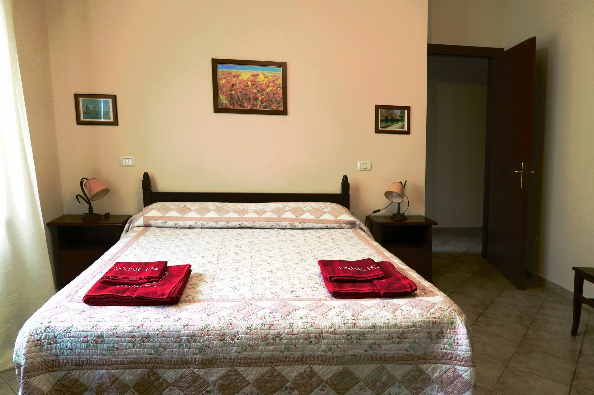 Ianus Guest House Rzym Zewnętrze zdjęcie